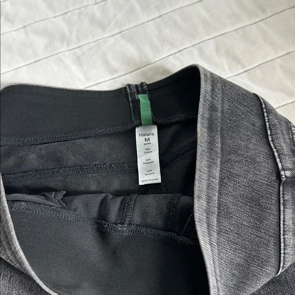 HALARA Charcoal Denim wide leg Jean M Petite - Picture 3 of 8